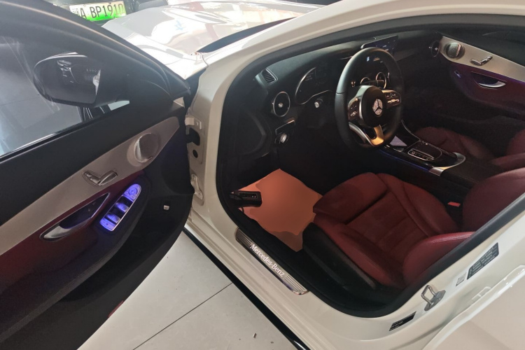 奔驰C级 2021款 C 260 星耀臻藏版中控内饰20