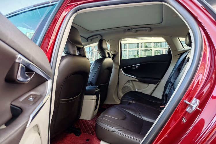 沃尔沃V40 2015款 1.6T 智雅版中控内饰7004