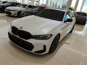 宝马3系 2025款 330Li M运动曜夜套装