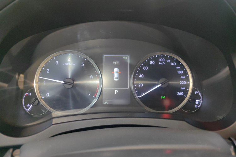 雷克萨斯IS 2017款 300 领先版局部细节14