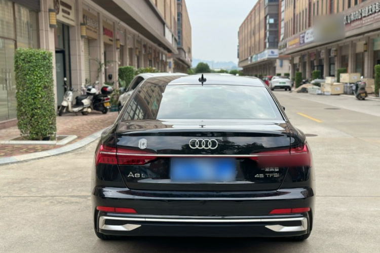 奥迪A6L 2023款 40 TFSI 豪华动感型车身外观6004