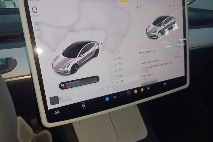 特斯拉 Model 3 2022款 后轮驱动版局部细节16