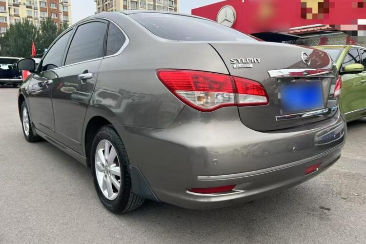 日产 轩逸 2016款 经典 1.6XE 手动领先版车身外观6003