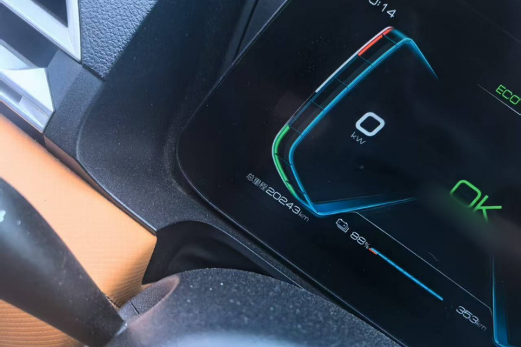 比亚迪e2 2021款 豪华型中控内饰7005