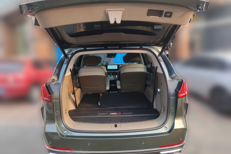 荣威RX9 2023款 2.0T 两驱优享版中控内饰23