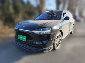 鸿蒙智行 问界M9 2024款 增程 Ultra版 42kWh 6座版