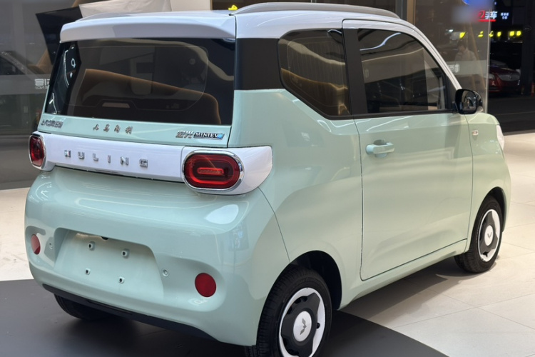 五菱汽车 宏光MINIEV 2024款 第三代 170km车身外观6006