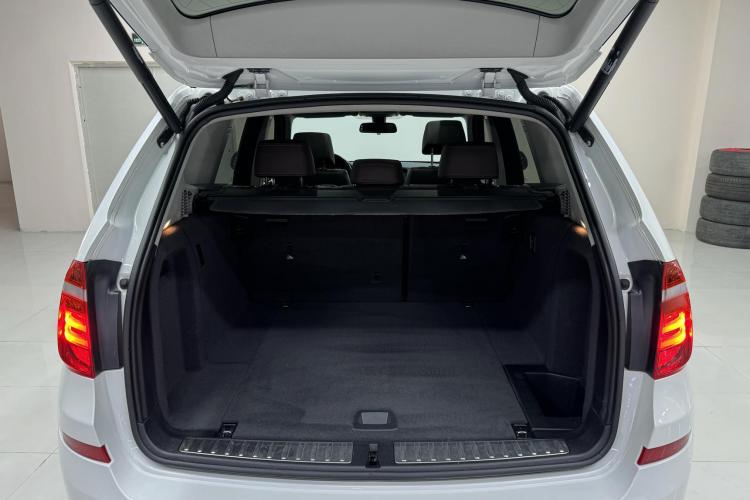 宝马X3(进口) 2014款 xDrive20i X设计套装中控内饰23