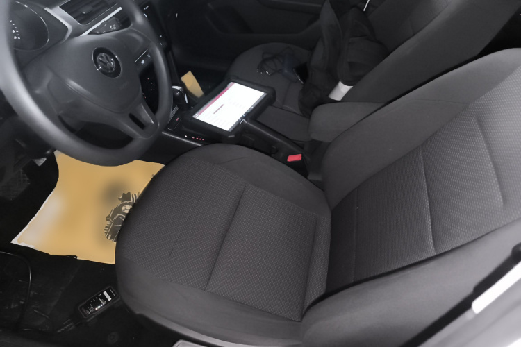 大众 2019款 改款 宝来·传奇 1.5L 自动时尚型 国VI中控内饰19