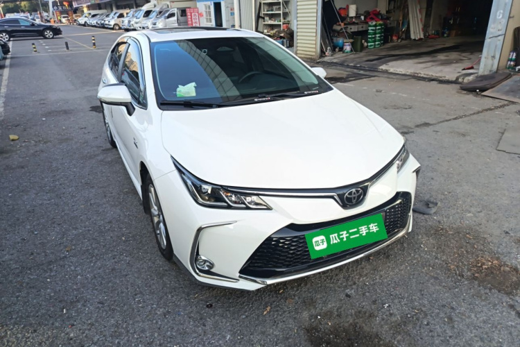 丰田 卡罗拉 2024款 1.8L 智能电混双擎 精英版车身外观3