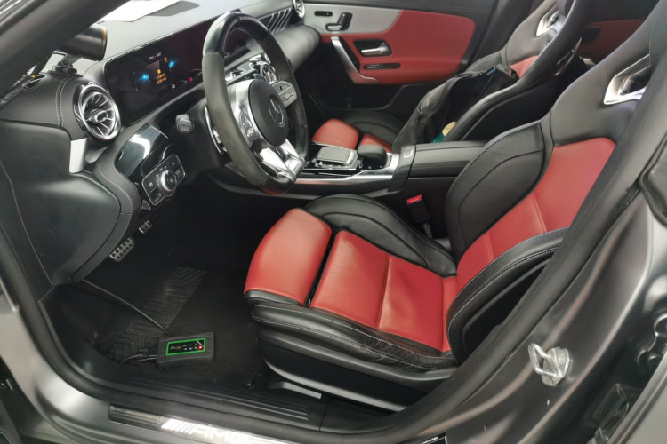 奔驰CLA AMG 2021款 AMG CLA 45 4MATIC+中控内饰19