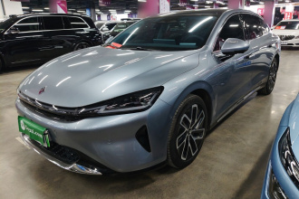 宝骏享境 2025款 插混 140km豪华版