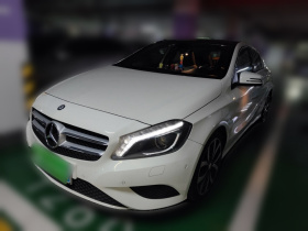 奔驰A级(进口) 2015款 A 200 时尚型