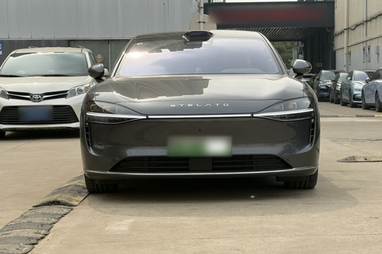 鸿蒙智行 享界S9 2024款 纯电 Ultra 四驱旗舰版车身外观6002