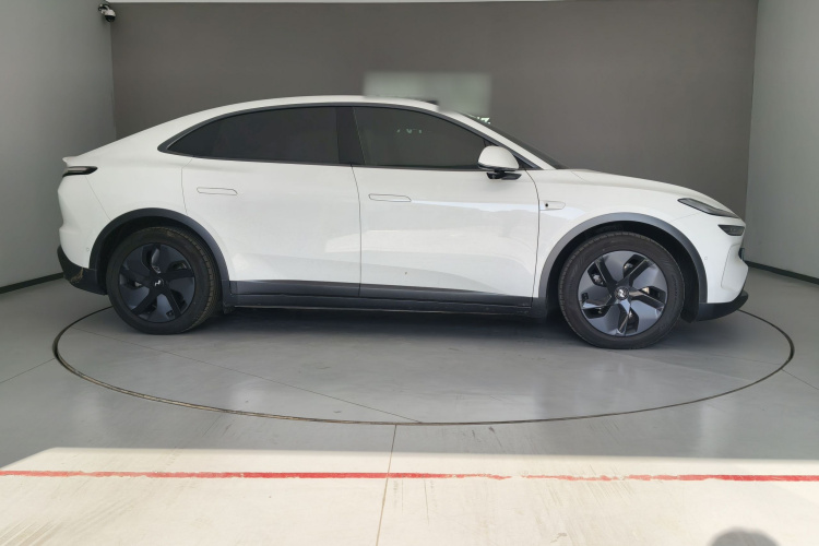 乐道L60 2024款 60kWh 后驱版车身外观6006