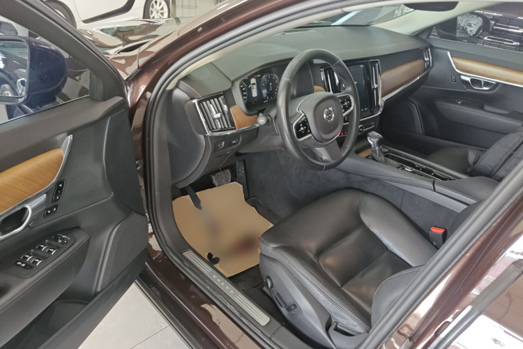 沃尔沃S90 2018款 T5 智雅版中控内饰20