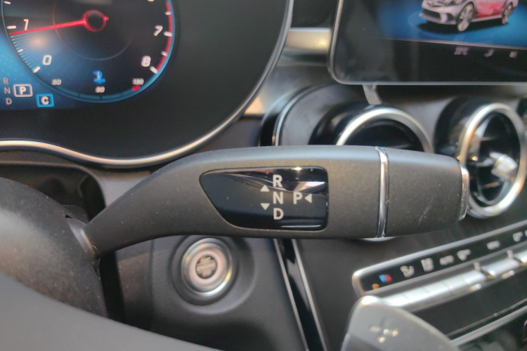 奔驰C级 2021款 C 200 L 时尚型运动版局部细节18