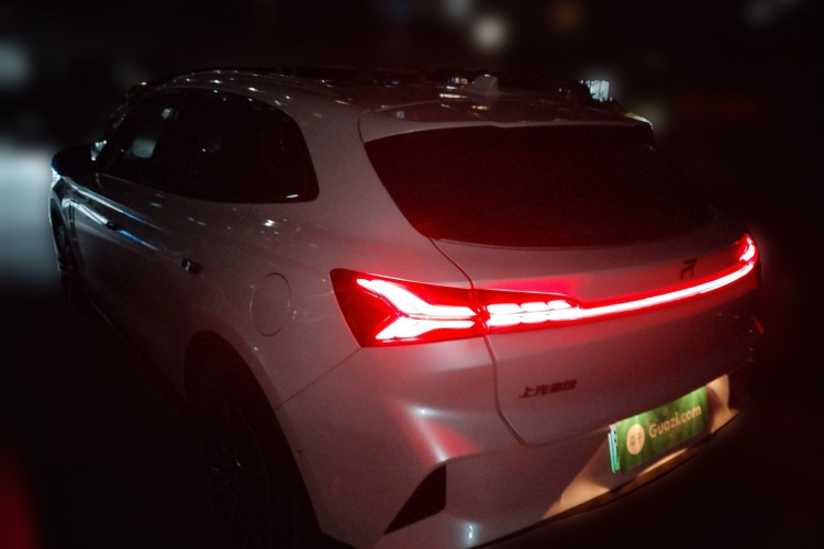 飞凡汽车 飞凡MARVEL R 2021款 后驱PRO版车身外观5