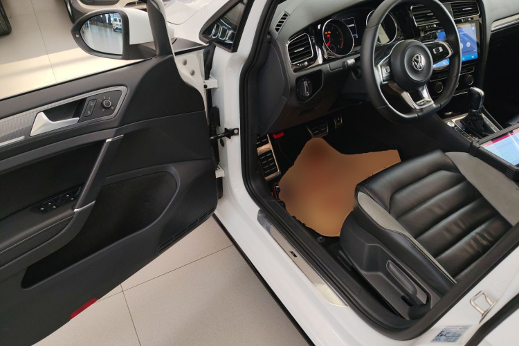 大众 高尔夫 2018款 280TSI 自动R-Line型中控内饰20