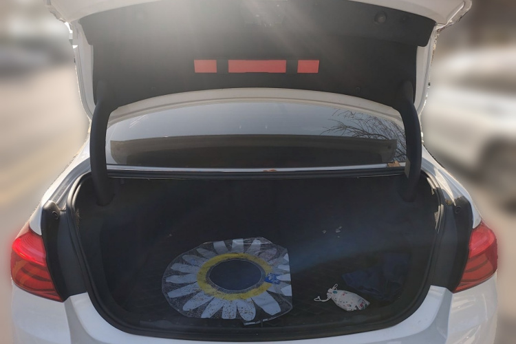 宝马3系 2018款 318Li局部细节23