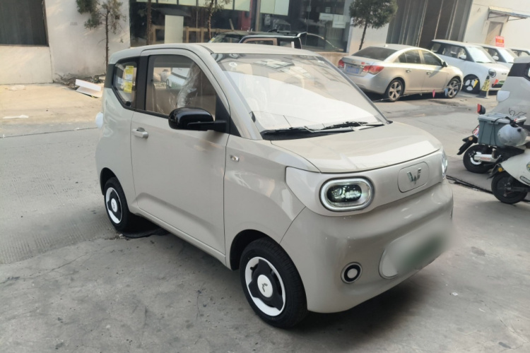 五菱汽车 宏光MINIEV 2024款 第三代 215km 青春版车身外观3