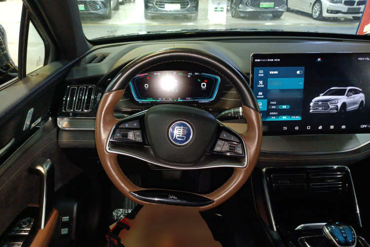 比亚迪 唐新能源 2021款 DM 2.0T 四驱高性能版创世旗舰型中控内饰13