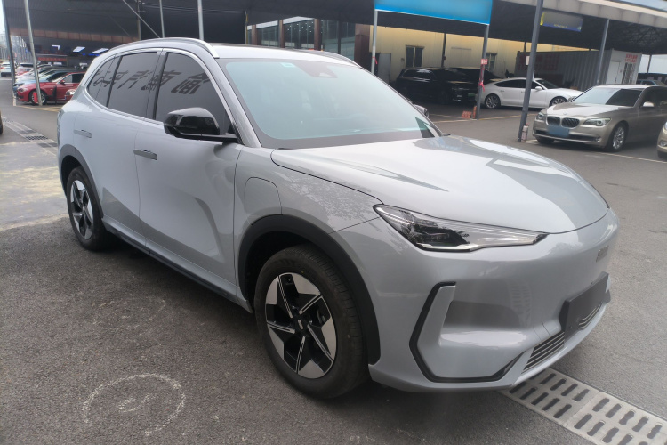 吉利银河 银河E5 2024款 530km 探索+版车身外观3