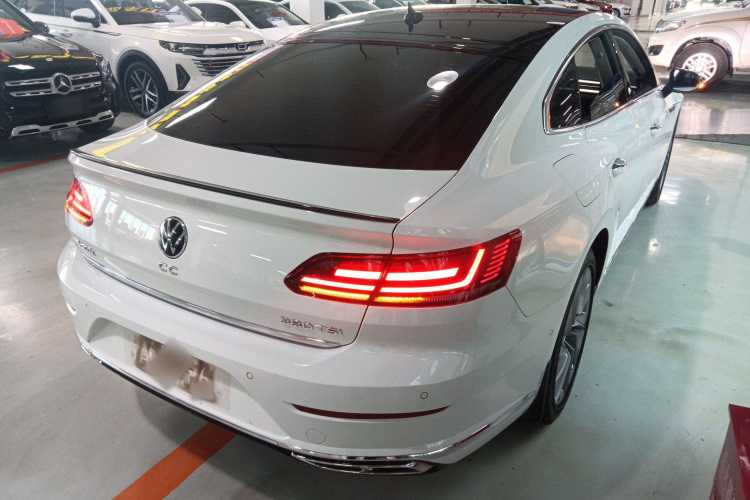 一汽-大众CC 2023款 380TSI 夺目版车身外观7