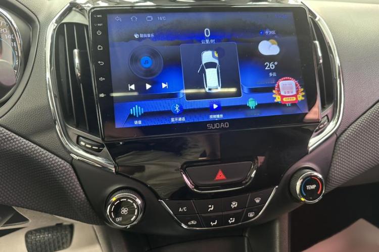 雪佛兰 科鲁兹 2018款 320 自动先锋天窗版中控内饰7002