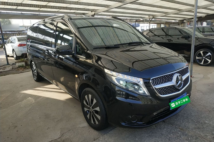 奔驰 威霆 2021款 2.0T 商务版 7座车身外观6002