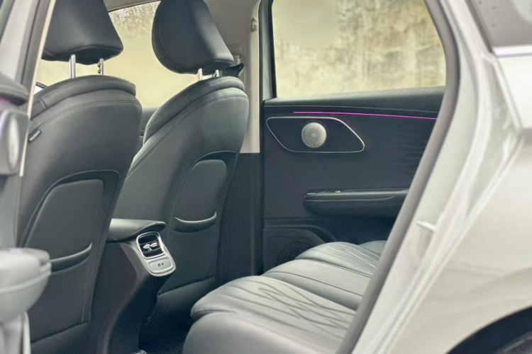 奇瑞 风云A8L 2025款 1.5TGDI 145km 豪华型中控内饰7005