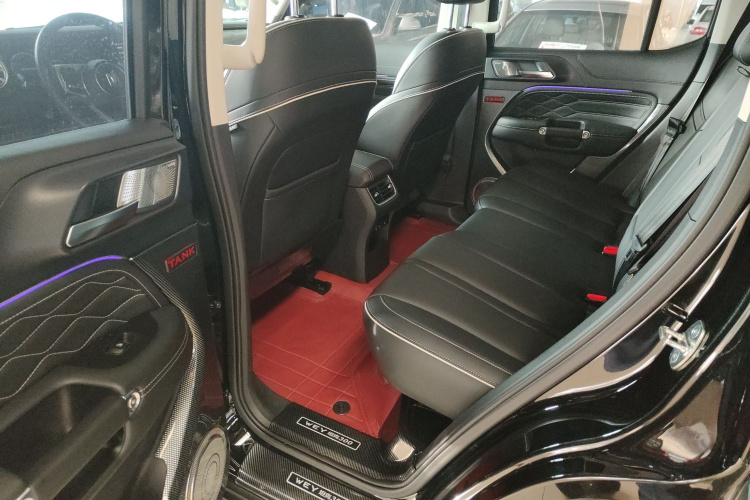 坦克300 2021款 越野版 2.0T 征服者中控内饰7003