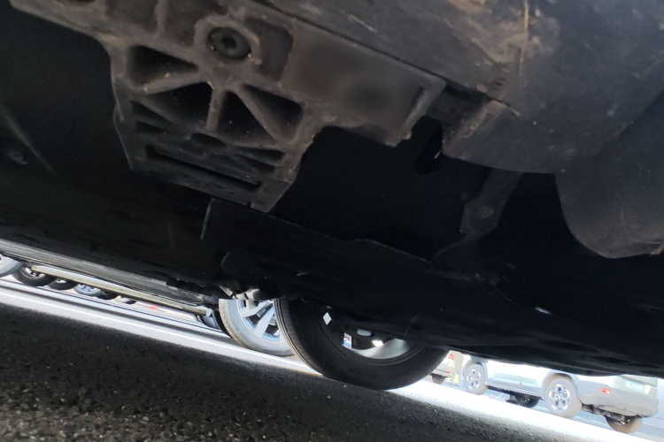 鸿蒙智行 问界M7 2024款 1.5T 后驱Plus版 5座局部细节9001