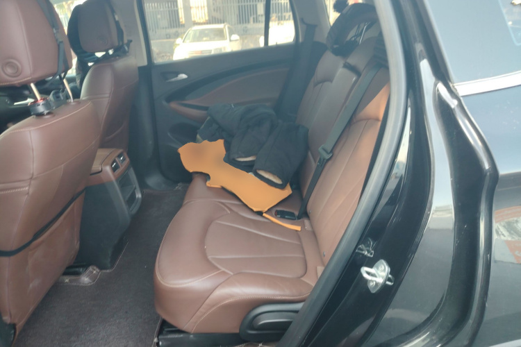 别克 昂科威 2020款 28T 四驱精英型中控内饰21