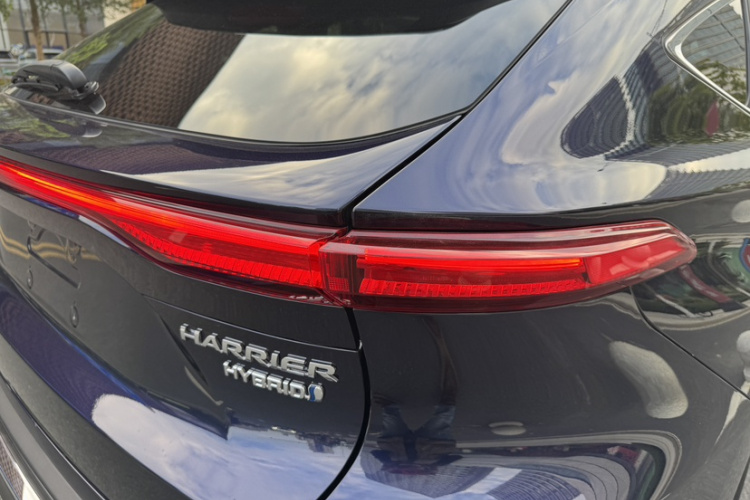 丰田 凌放HARRIER 2022款 双擎 2.5L CVT两驱豪华版局部细节9002
