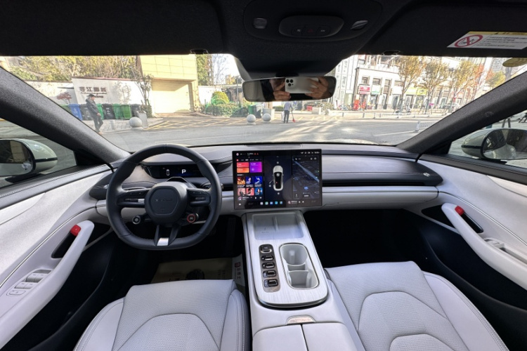 小米汽车 小米SU7 2024款 后驱超长续航高阶智驾Pro版中控内饰7006