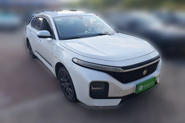 宝骏RC-5 2020款 1.5L 手动智耀精英型车身外观6002