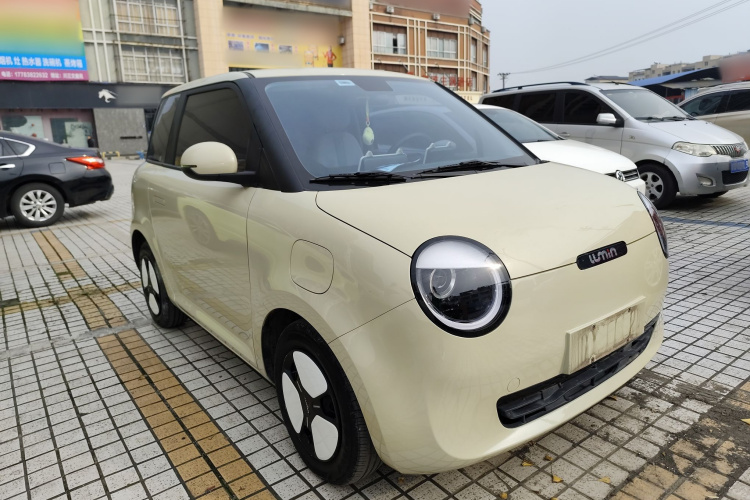 长安启源 长安Lumin 2023款 205km 香沁款车身外观3