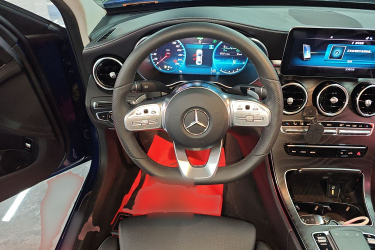奔驰C级 2021款 C 260 L 运动版中控内饰13