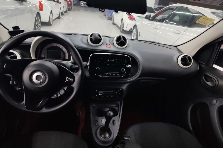 smart forfour 2018款 1.0L 52千瓦灵动版局部细节18