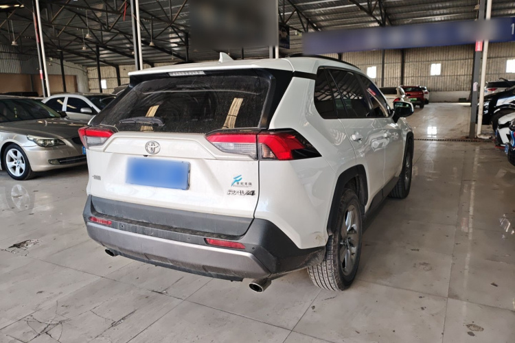 丰田 RAV4荣放 2020款 2.0L CVT两驱风尚版车身外观7