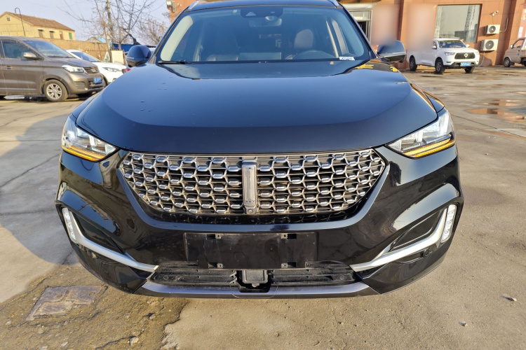 魏牌 VV6 2021款 2.0T 四驱智驭+车身外观2