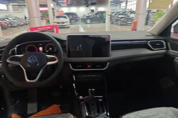 大众 探岳 2025款 众享款 300TSI中控内饰7003