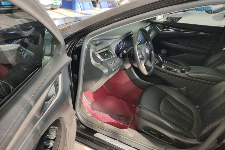 别克 君越 2019款 28T 豪华型中控内饰20