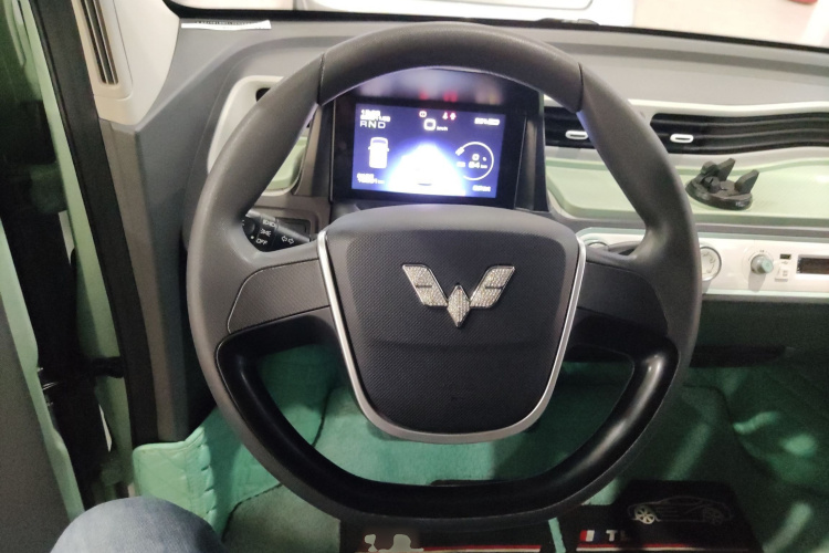 五菱汽车 宏光MINIEV 2021款 马卡龙夹心款 170km 磷酸铁锂中控内饰13