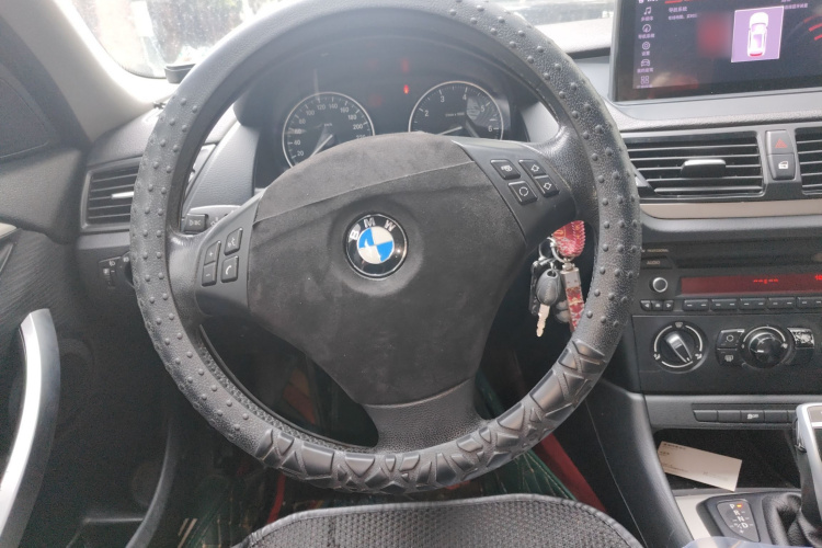 宝马X1 2013款 sDrive18i 时尚型局部细节13