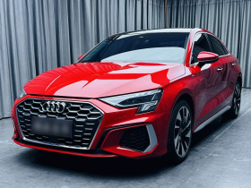 奥迪A3 2023款 改款 A3L Limousine 35 TFSI 时尚运动型