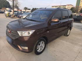 五菱汽车 五菱宏光 2019款 1.5L S舒适型国VI LAR