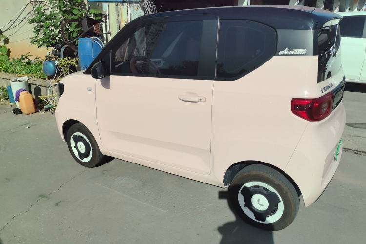 五菱汽车 宏光MINIEV 2021款 马卡龙时尚款 磷酸铁锂车身外观4