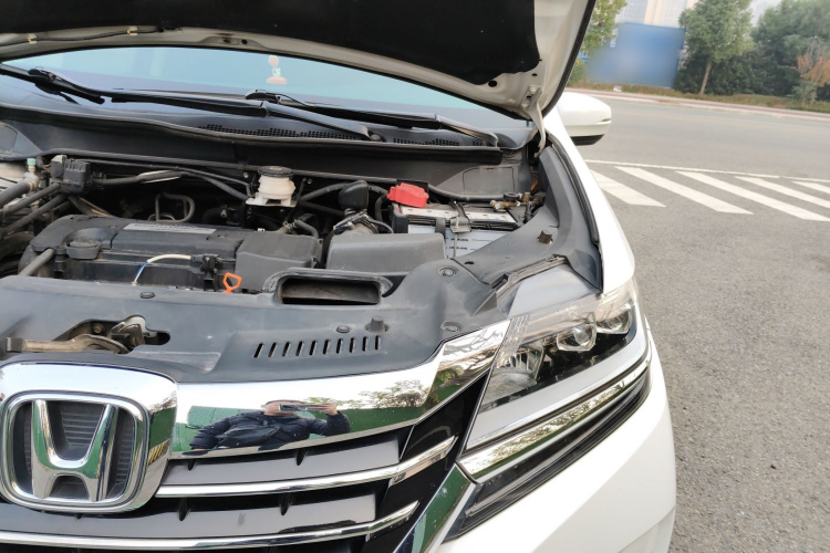 本田 艾力绅 2016款 2.4L 经典版局部细节9007